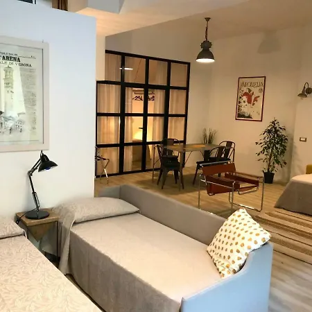 Sciesa24 Apartament Werona